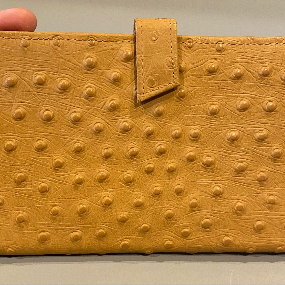 St Thomas Ostrich Print Style Tan Clutch Wallet